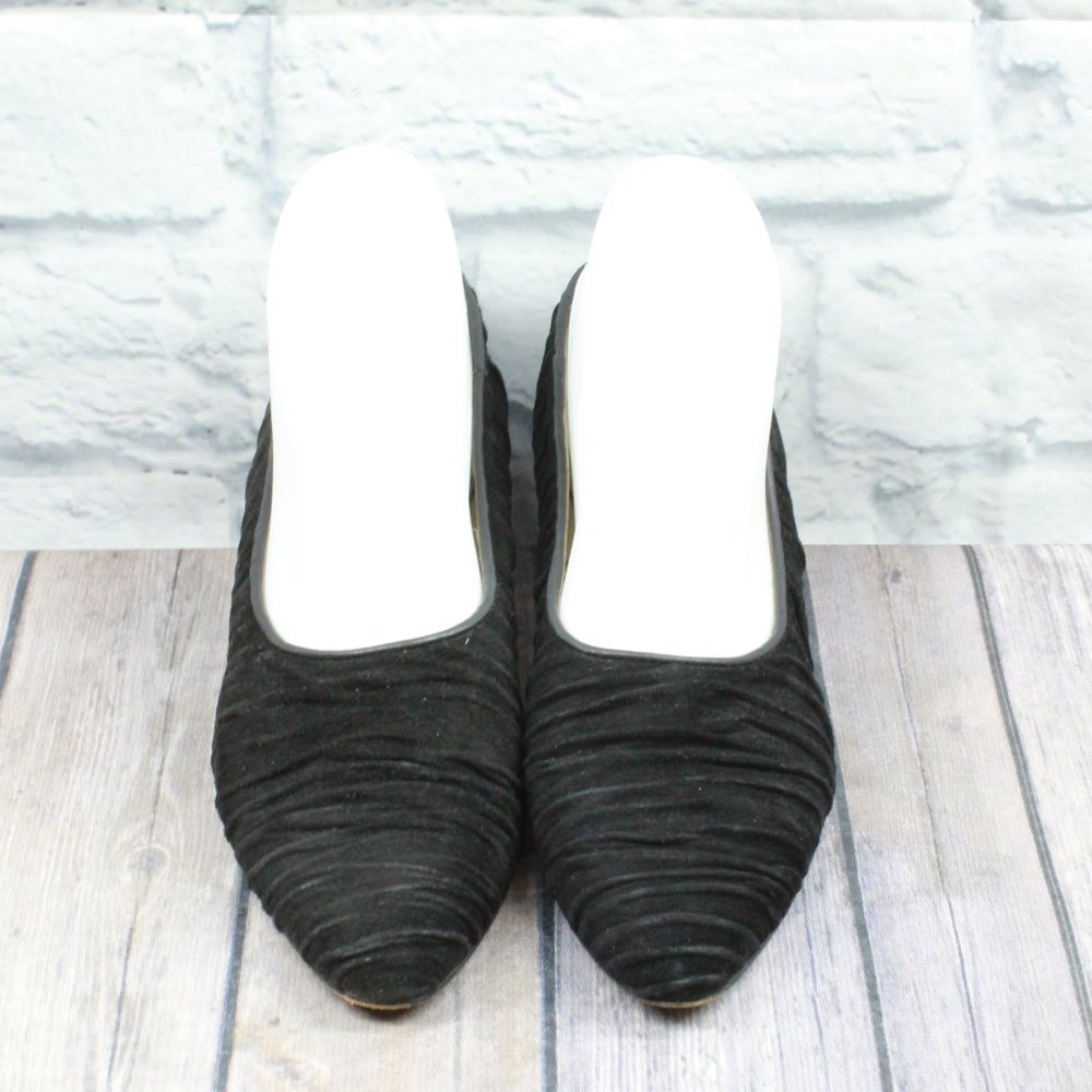 Saks Fifth Avenue Black Suede Pleated Leather Sole Pumps Shoes Size 7 B - Picture 6 of 10